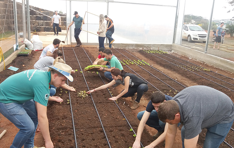 Uceff promove ação interativa com os estudantes de Agronomia
