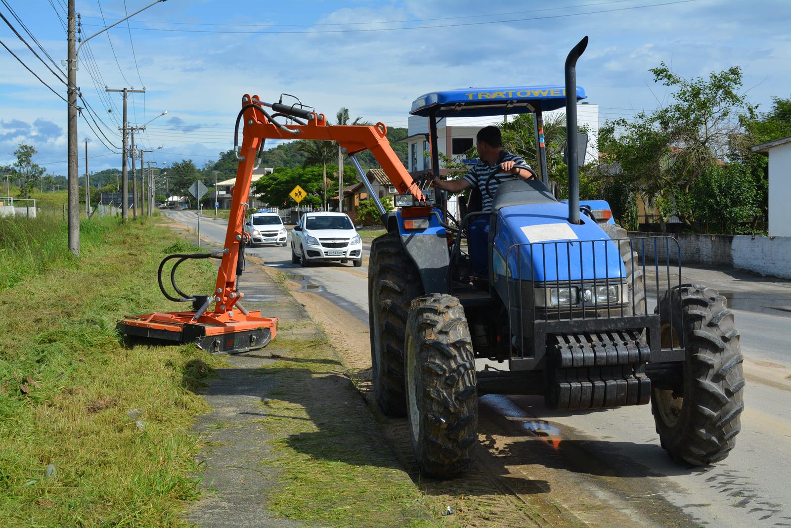 Criciúma | Equipamento auxilia a limpar a cidade