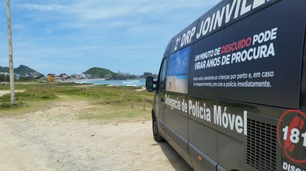 Polícia Civil realiza campanha de prevenção de desaparecimento de crianças em praias do litoral catarinense