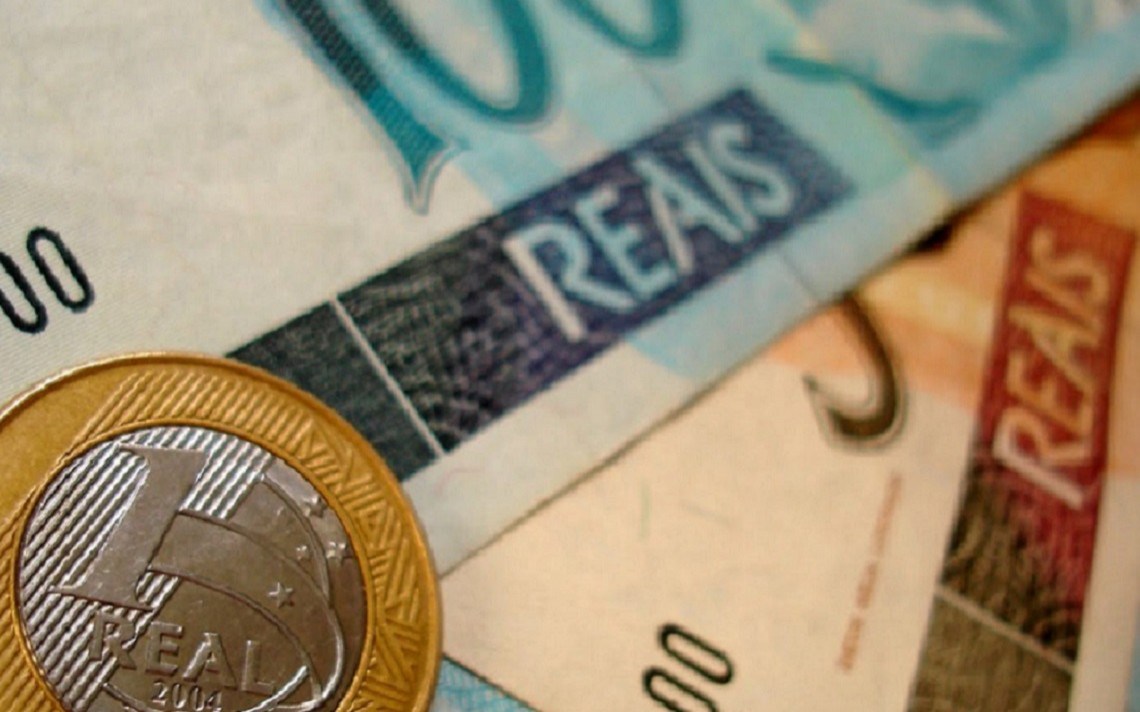 Salário mínimo de R$ 954 entra em vigor
