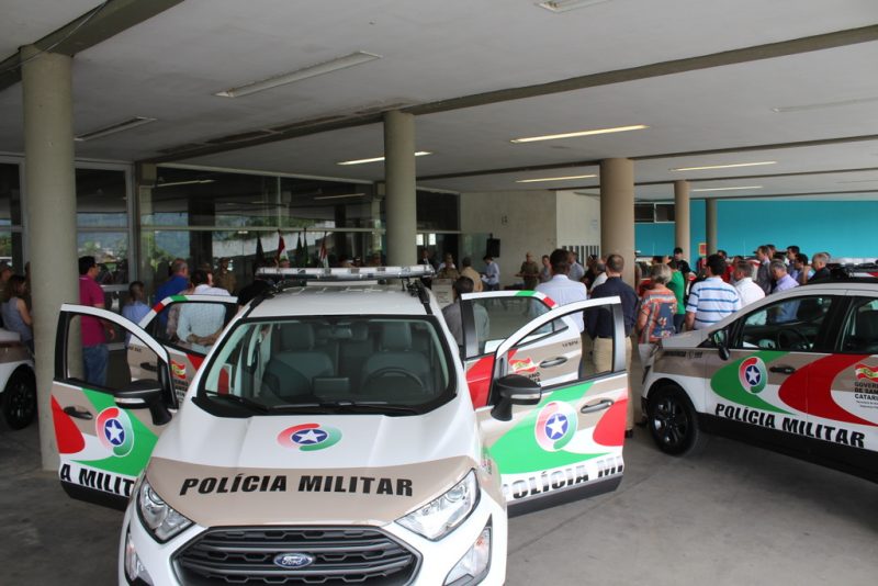 Jaraguá do Sul | Prefeitura realiza entrega oficial de sete veículos ao 14º Batalhão de Polícia Militar