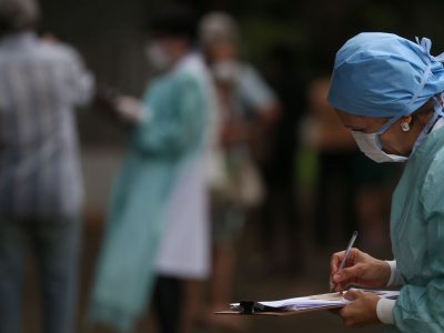 Prefeitura de Florianópolis lança ponto de vacinação fora de Centros de Saúde para evitar aglomerações