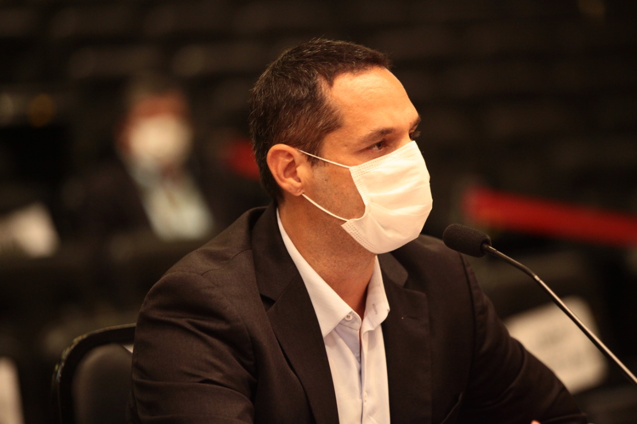 CPI dos Respiradores quer ouvir secretário da Casa Civil