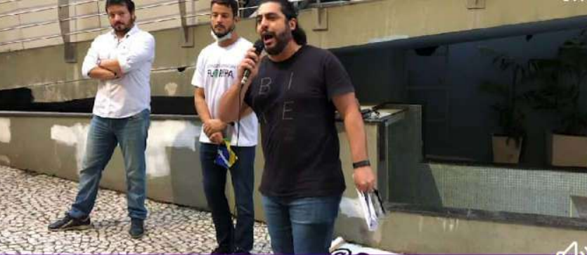 Vereador de Florianópolis é autuado por não usar máscara durante protesto